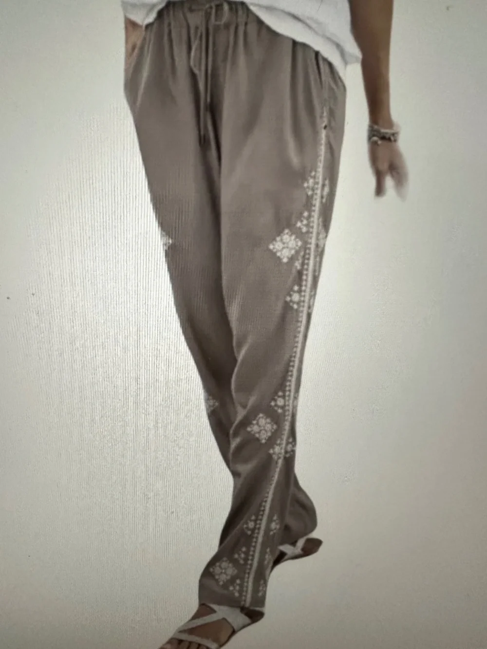 Sundance Tone it Up Embroidered Pull-on Pants - Picture 1 of 5